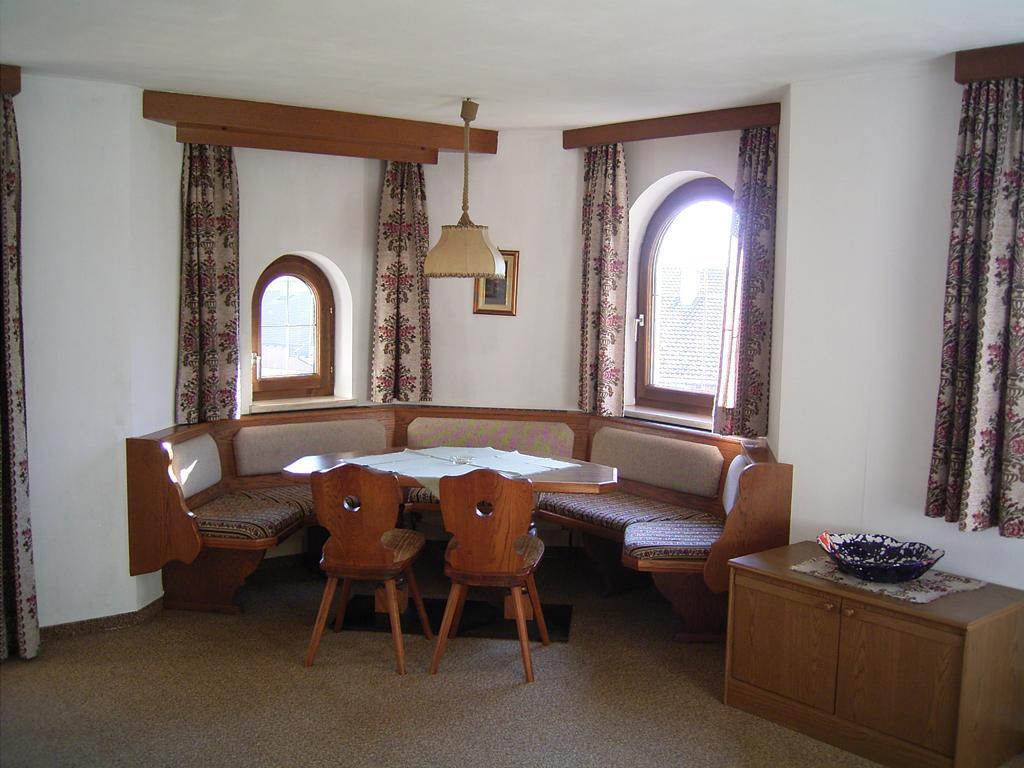 Haus Panorama Apartment Lermoos Room photo